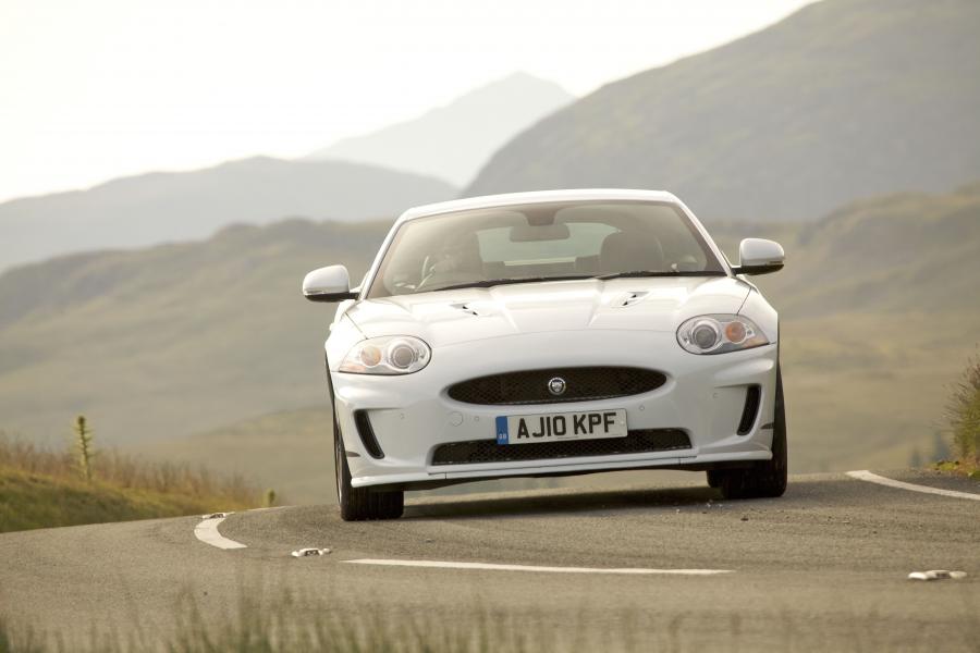  Jaguar XKR Speed 2010 года  (фото 17 из 38)